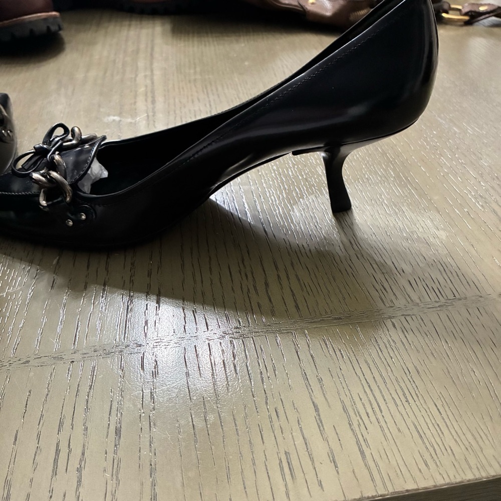 Prada Black Leather Heels with Chain Accent - Picture 6 of 8